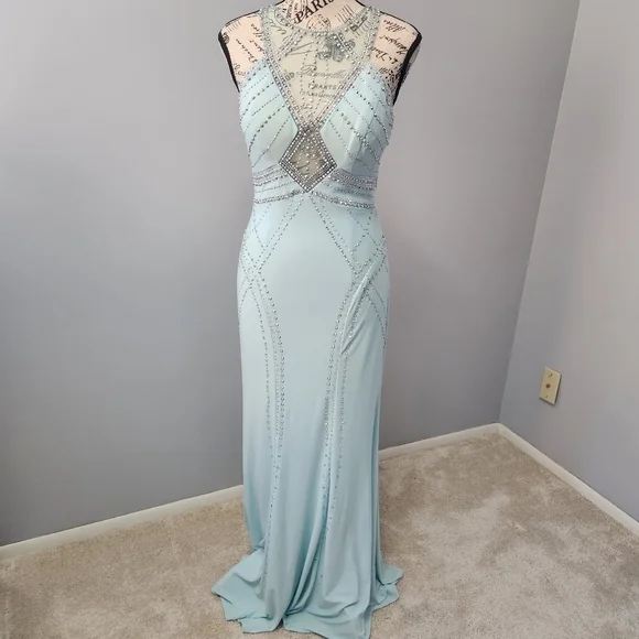 Cachet NWT Glamorous Jeweled Jersey Gown with Cutouts Color Mint Size 2 - Picture 2 of 15
